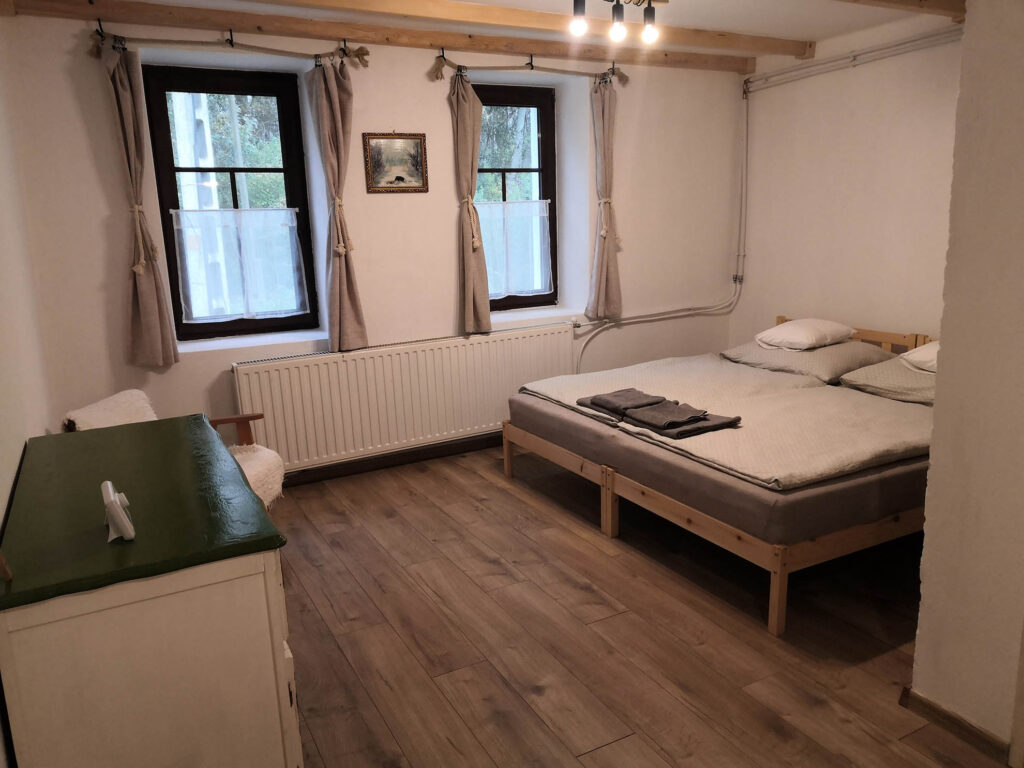 Parittyaház Alsómégy kényelmes, ól felszerelt hálószobák